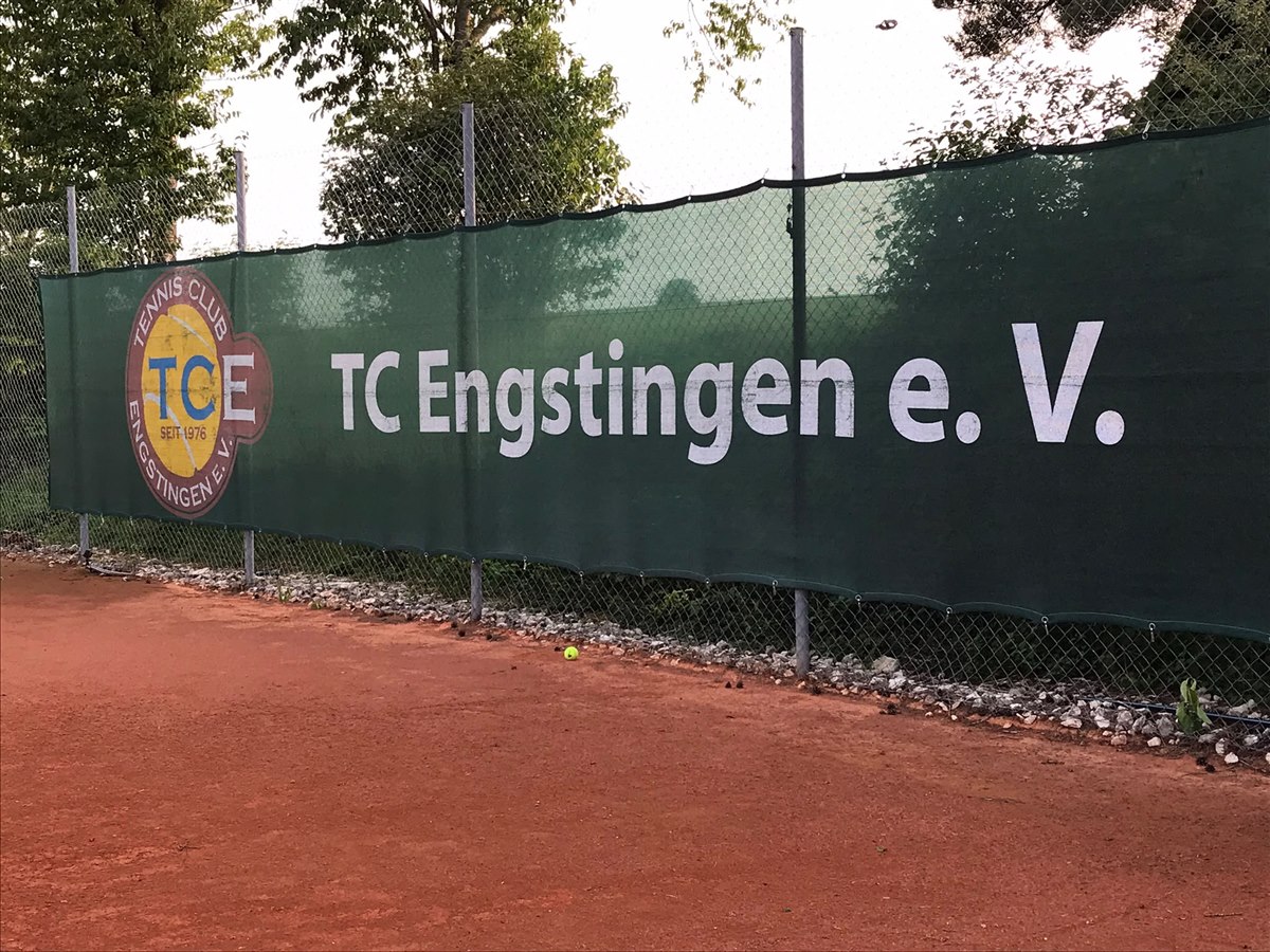 Bandenwerbung TC Engstingen e. V. an der Platzanlage